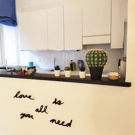 Casaviva - Beautiful Bilo With Shared Pool In Genova Nervi Apartment Екстериор снимка
